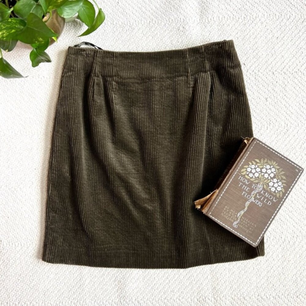 90s Knee Length Hunter Green Corduroy Vintage Skirt